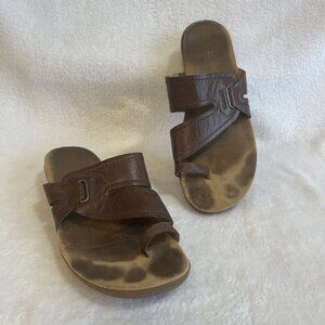 Bare Traps Jonnie Brown Leather Slip On‎ Thong Sandals Women's Shoes Size 7.5M